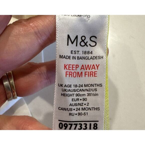 Marks & Spencer M&S Baby Size 18-24 Long Sleeve T-Shirt London - Picture 4 of 8